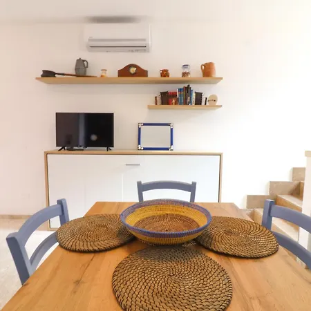 Apartament Casa Malika Space, Comfort Mediterranean Charm In The Heart Of Otranto