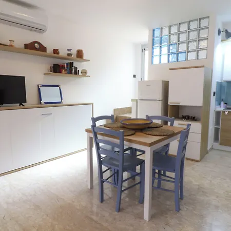Apartament Casa Malika Space, Comfort Mediterranean Charm In The Heart Of *